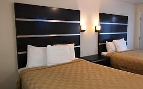 Cedar Inn And Suites